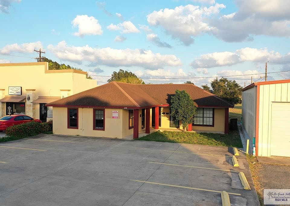 1st image of 212 N Arroyo Blvd