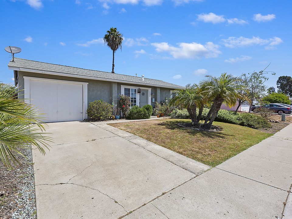 1st image of 8666 Gold Coast Dr