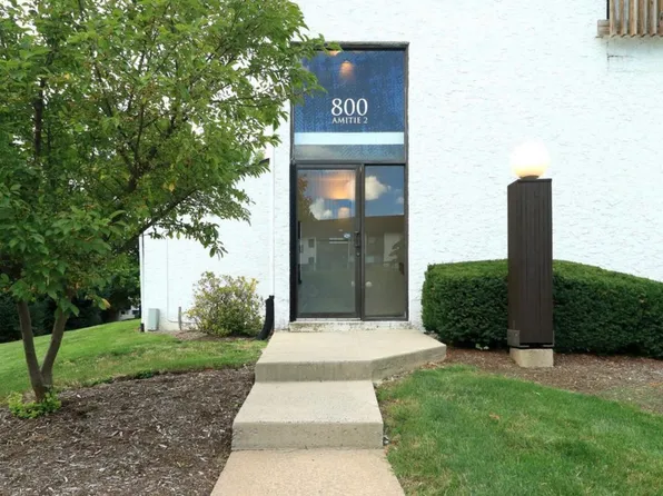 800 Stratford Dr APT 35, State College, PA 16801