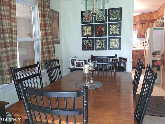 3rd image of 17702 Meadowood Dr