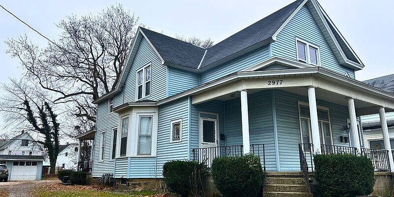 1st image of 2977 Peach St #1