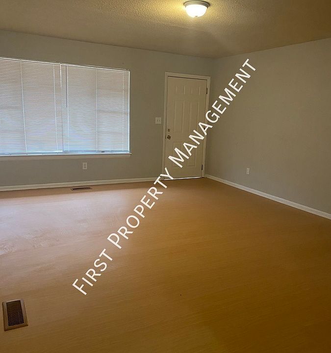 1st image of 4034 Arbor Place Ln