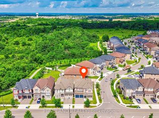 425 Threshing Mill Blvd, Oakville, ON L6H 0T4