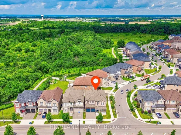425 Threshing Mill Blvd, Oakville, ON L6H 0T4