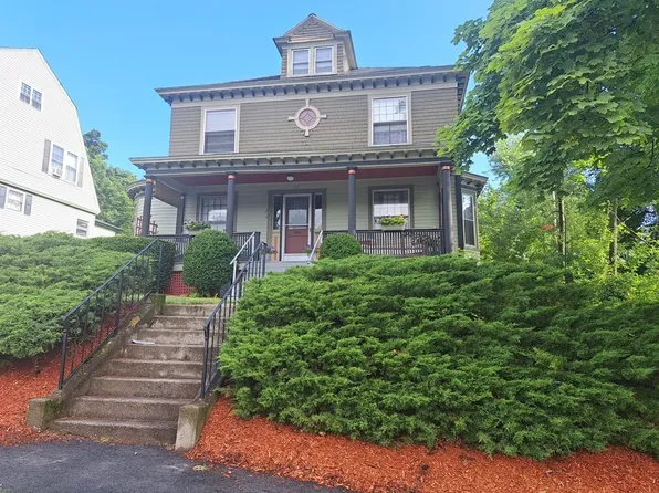 12 Barnard Rd, Worcester, MA 01605