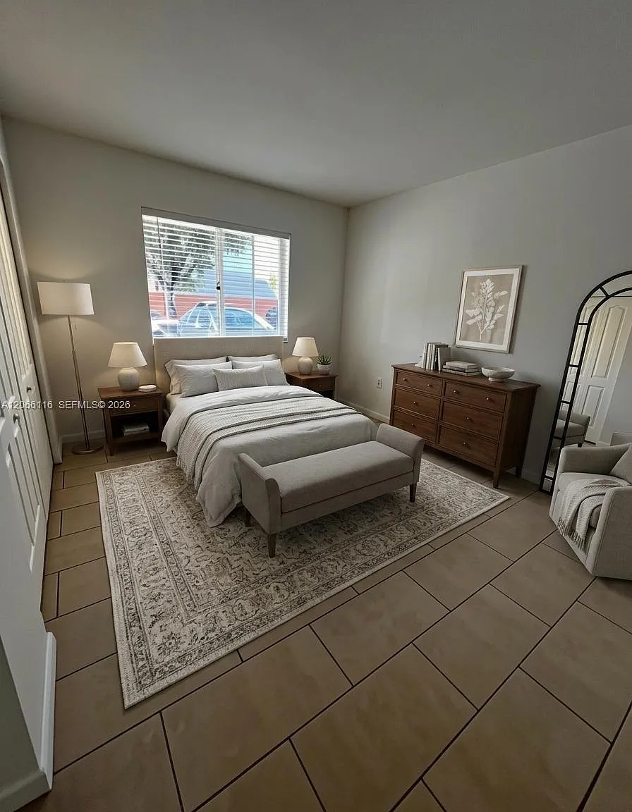 The Shamrock Condo — Photo 4