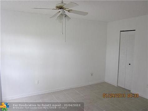 5th image of 434 NE 210th Circle Ter APT 105-4A