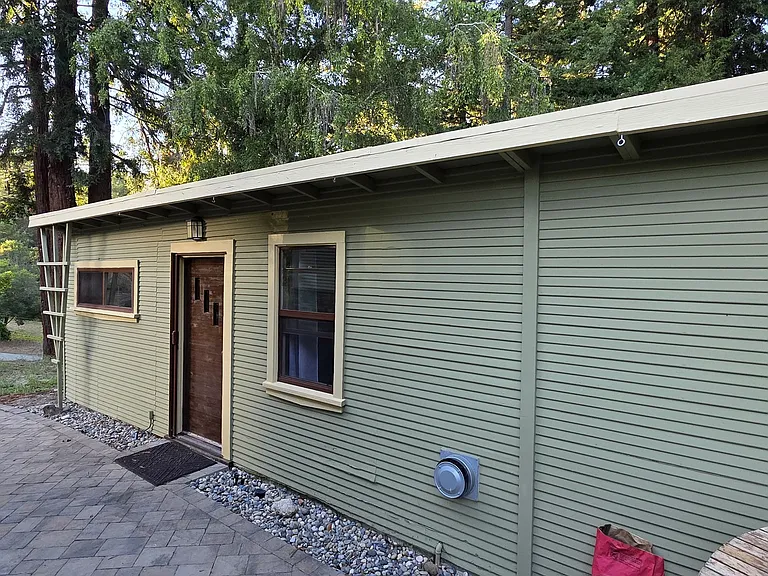 601 Old Hazel Dell Rd — Photo 1