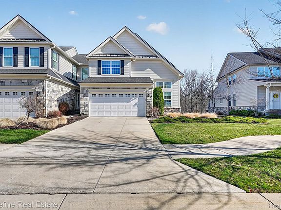 2nd image of 42896 Cardinal Way