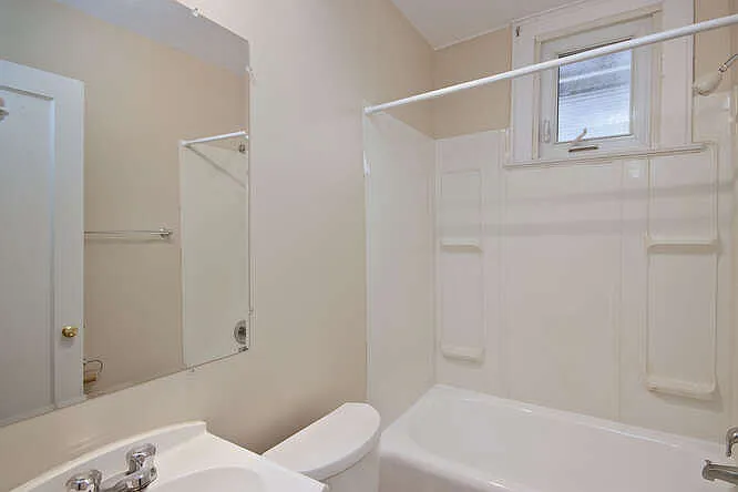26 Craig St #1 — Photo 3
