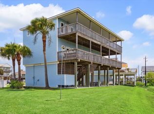 4015 Warchest Ct, Galveston, TX 77554