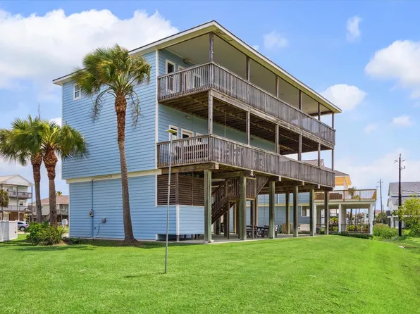 4015 Warchest Ct, Galveston, TX 77554