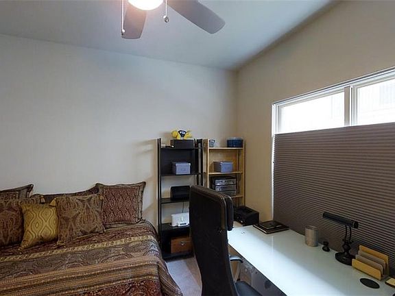 4th image of 1317 Palm Springs Ln