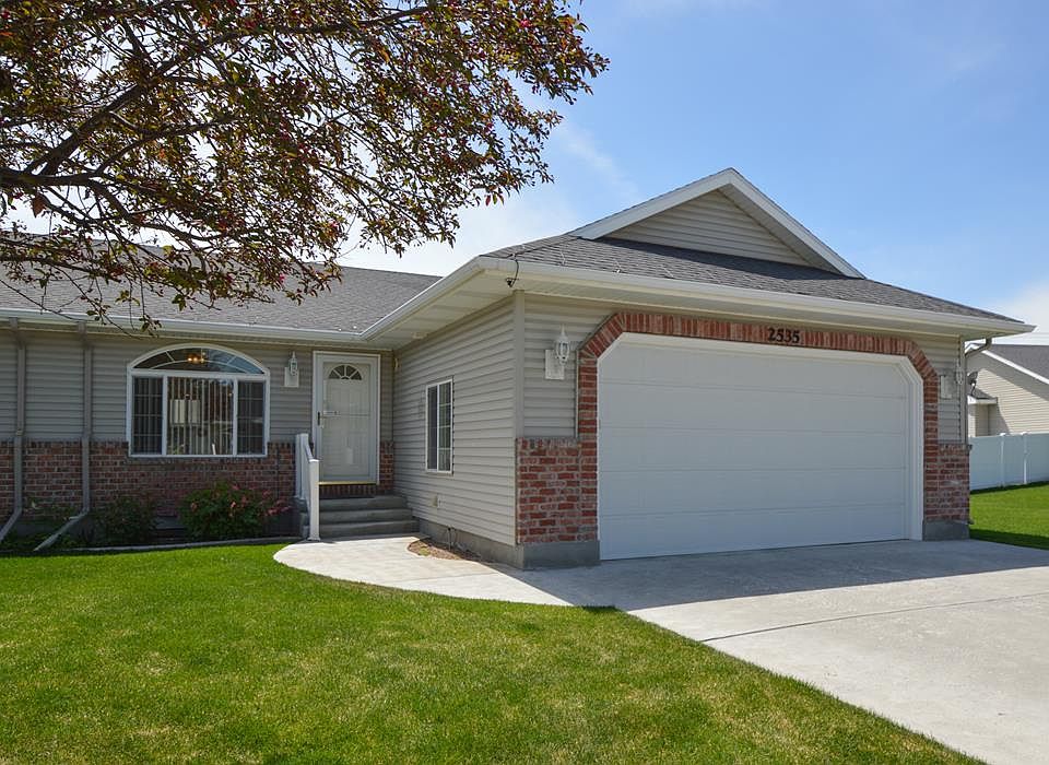 1st image of 2535 Brandon Dr