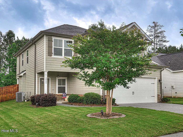 5055 Huntley Trl — Photo 2