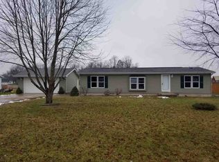 52887 Rachael Ct, Middlebury, IN 46540