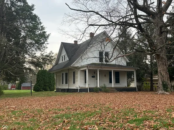 709 W 8th St, Seymour, IN 47274