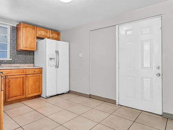 5th image of 3003 Cord St
