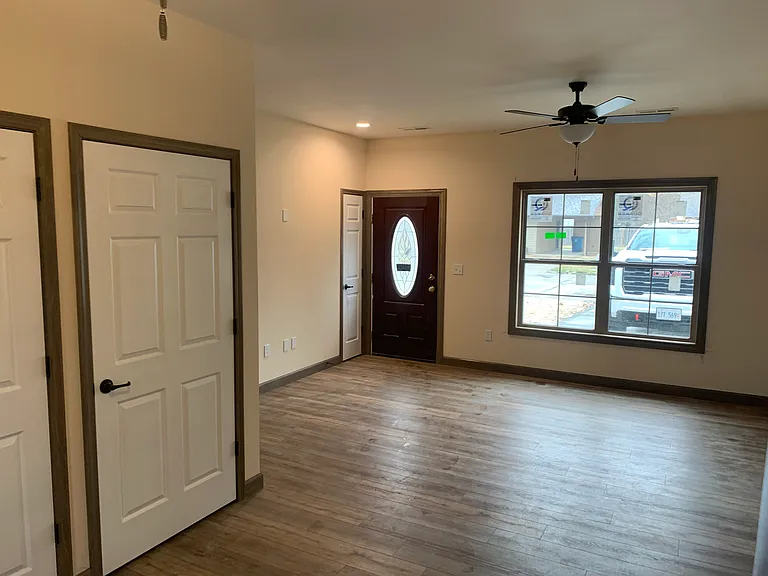 308 Red Bird St #A & B — Photo 5