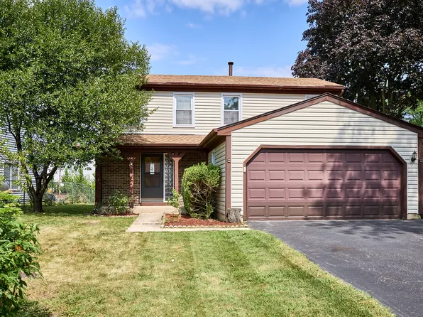 593 Iroquois Trl, Carol Stream, IL 60188
