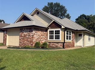 1106 N Louisville Ave, Russellville, AR 72801