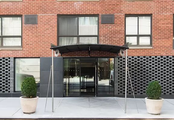 5th image of 300 E 51st St APT 10A