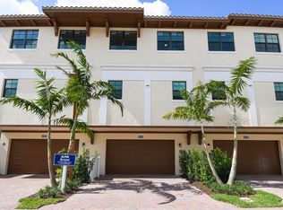 12570 Gross Pointe Dr, Palm Beach Gardens, FL 33418