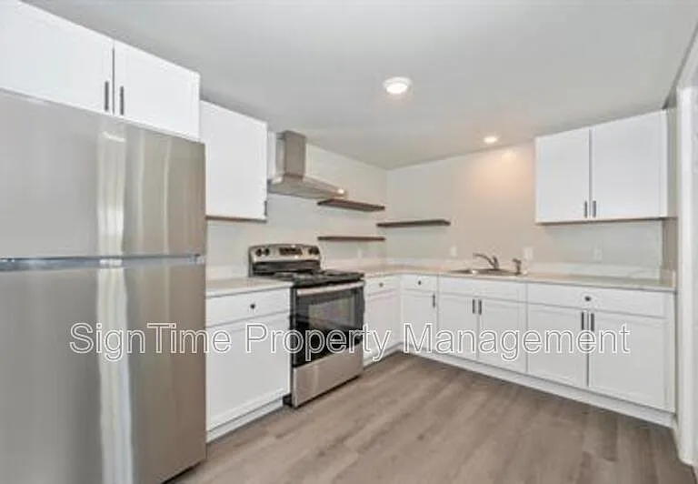 15207 National Pike E — Photo 1