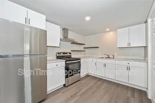 15207 National Pike E Photo 1