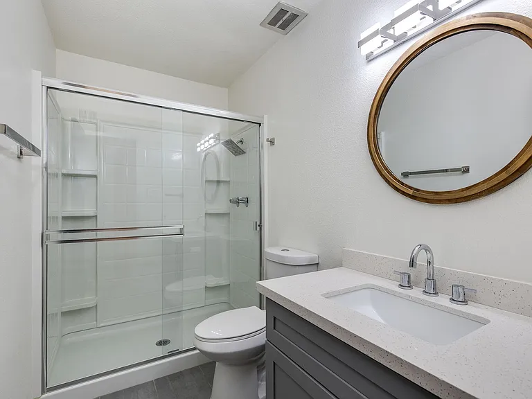 4950 N Miller Rd #116 — Photo 32