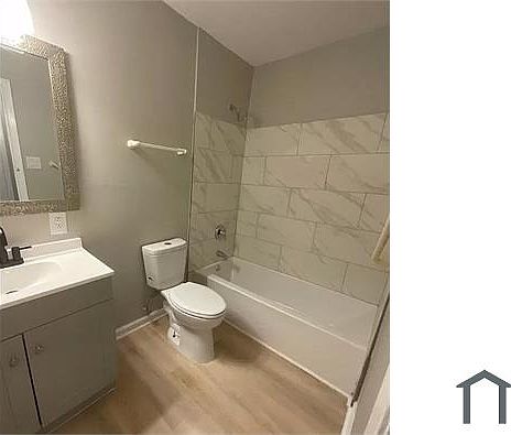 3rd image of 5623 Shenandoah Dr