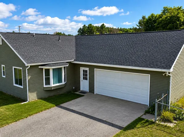 20085 Eleven Mile Rd, Big Rapids, MI 49307