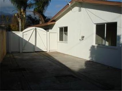 2nd image of 4813 Nipomo Dr