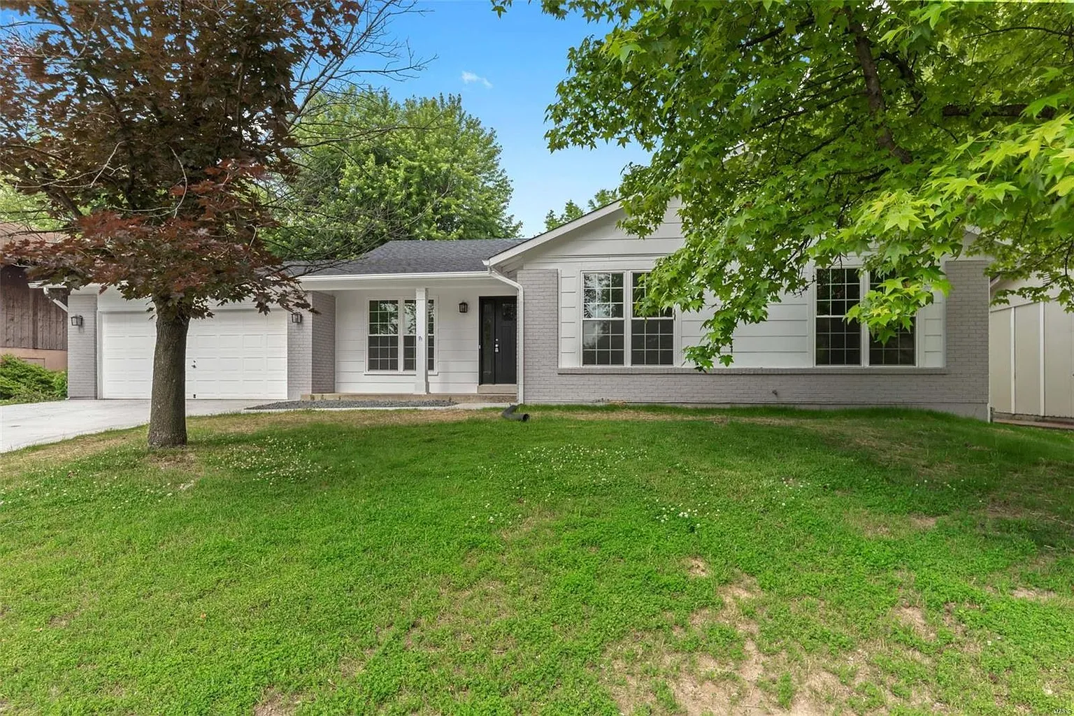 8 Haverford Dr photo 1