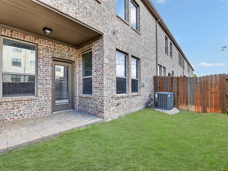 6428 Hermosa Dr — Photo 37
