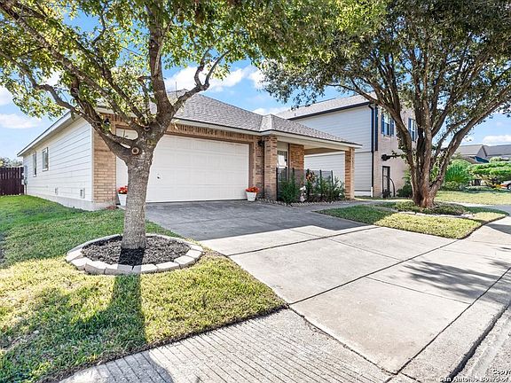 2nd image of 4022 Wisteria Way