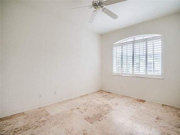 2nd image of 2115 Aberdeen LN #203
