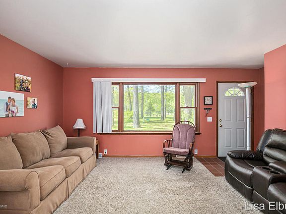 2nd image of 8023 Oak Ln NE