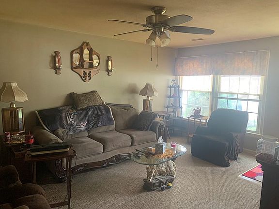 2nd image of 2820 Flamingo Ave