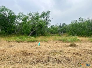 6 Wisteria Ln, Smiley, TX 78159