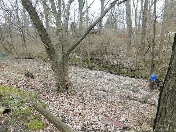 4th image of 5070 Pebble Brook Dr