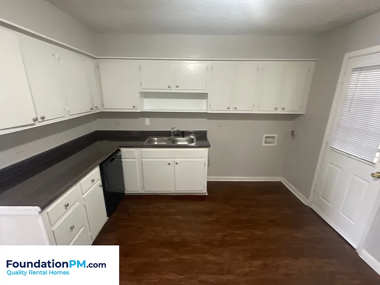 3563 Ramill Rd — Photo 4