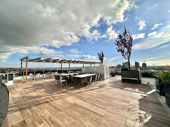 3rd image of 7433 Cambie St #1907