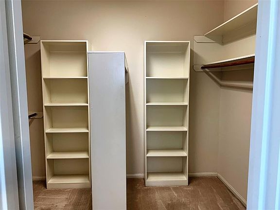 3rd image of 203 Rolling Springs Ln