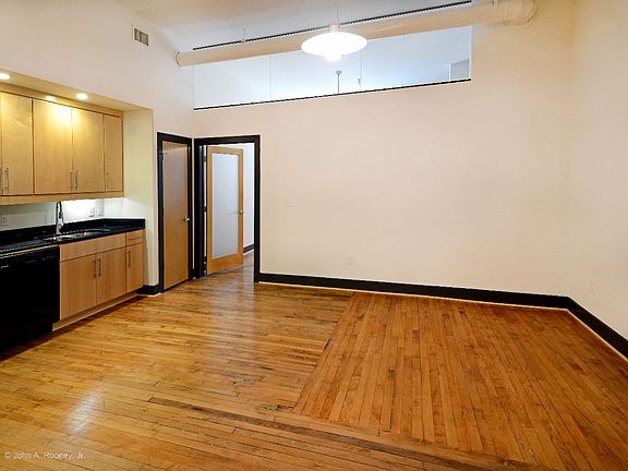 4th image of 132 N Sycamore St APT 308
