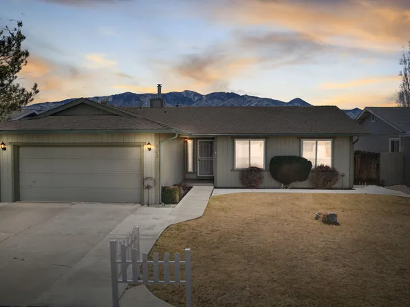 103 Woodlake Ct, Dayton, NV 89403