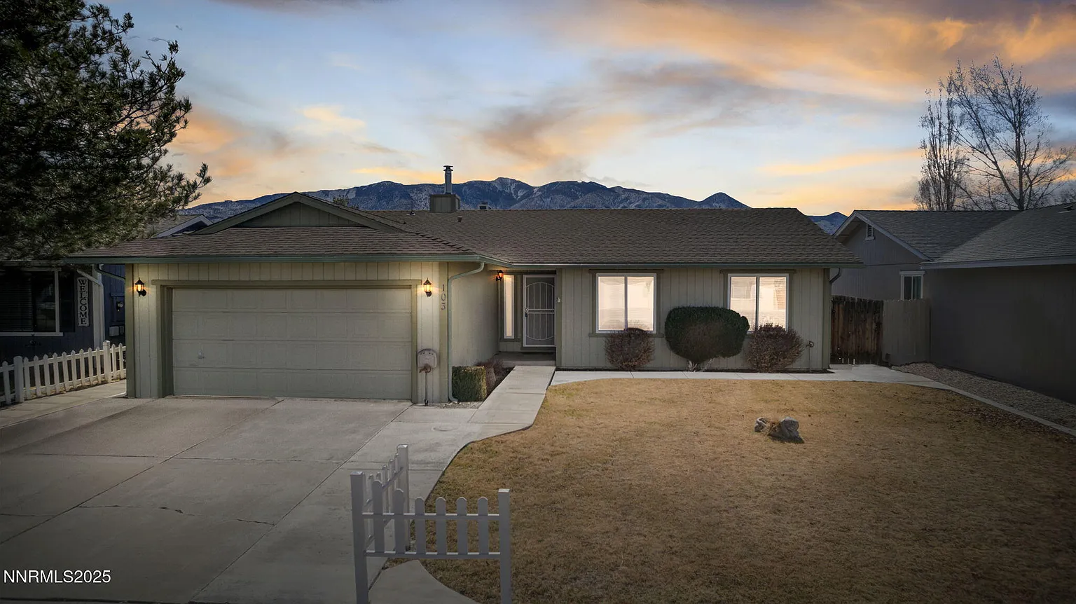 103 Woodlake Ct photo 1
