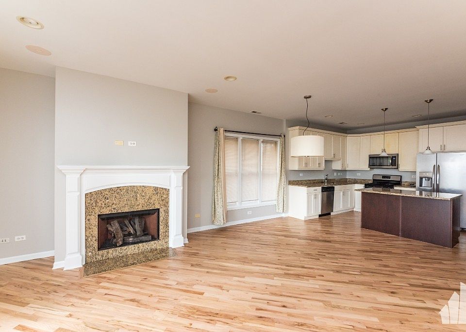 1st image of 2130 W Touhy Ave #2