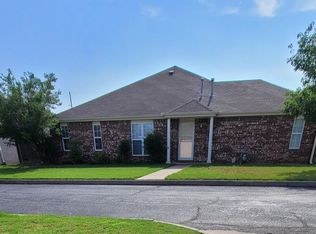808 S Juniper Pl, Broken Arrow, OK 74012