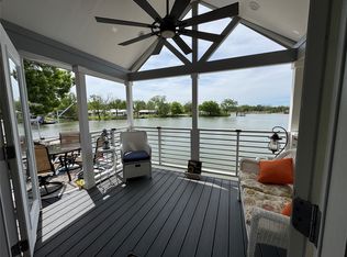 817 Brazos Harbor Cir, Granbury, TX 76048